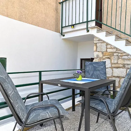 Apartamento Branislav 1927 *