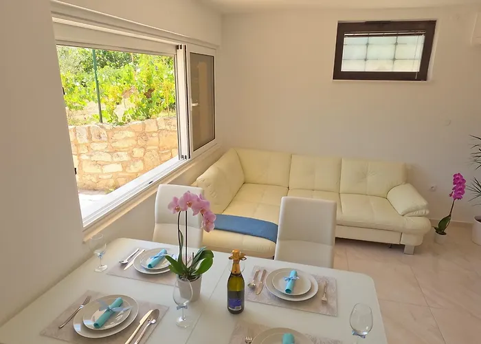 Branislav 1927 아파트 빈쿠란